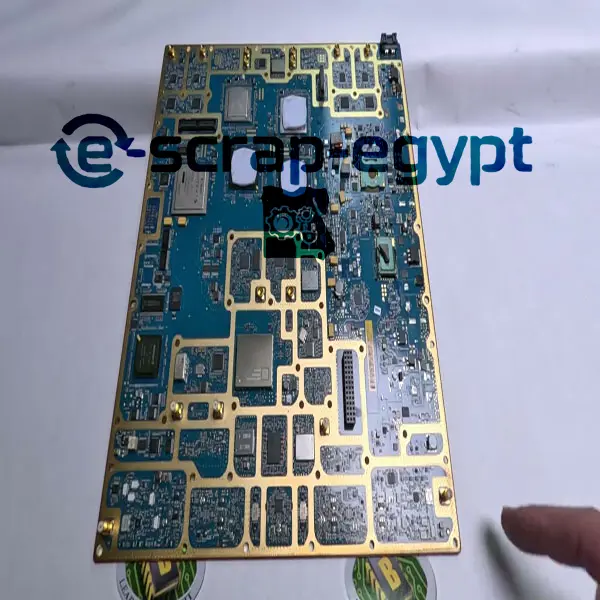 لوحات CNC والحواف الذهبية الممتازة