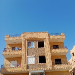 شقة روف للبيع بسعر مميز في الشيخ زايد